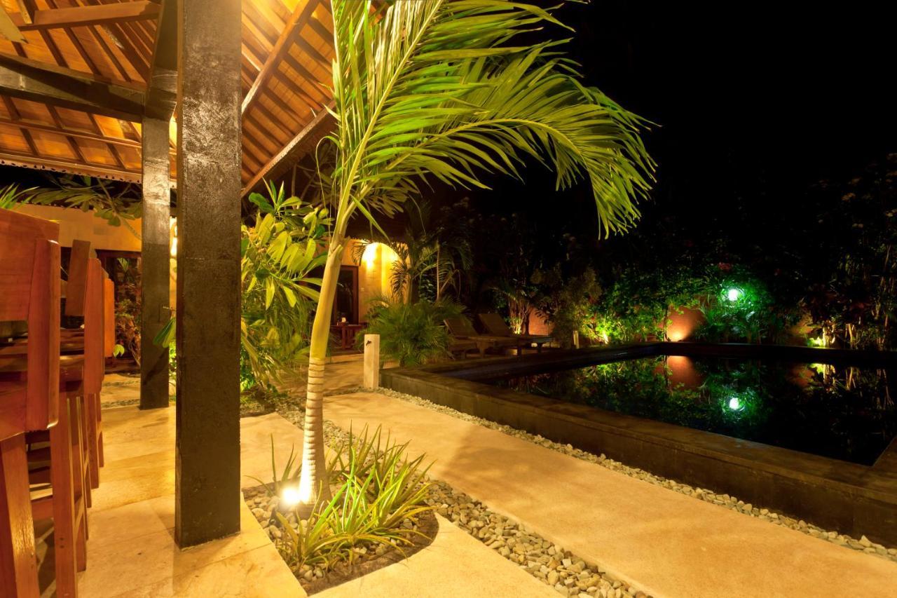 Senang Luxury Villa Gili Air Esterno foto